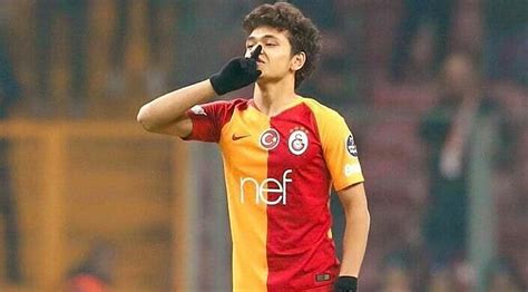 G­e­n­ç­ ­o­y­u­n­c­u­ ­G­a­l­a­t­a­s­a­r­a­y­­d­a­!­